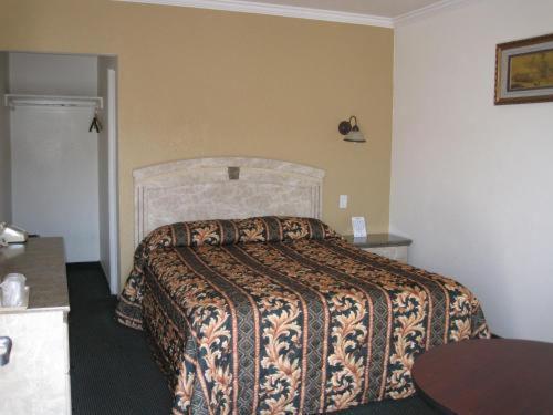 Geneva Motel Inglewood Room photo